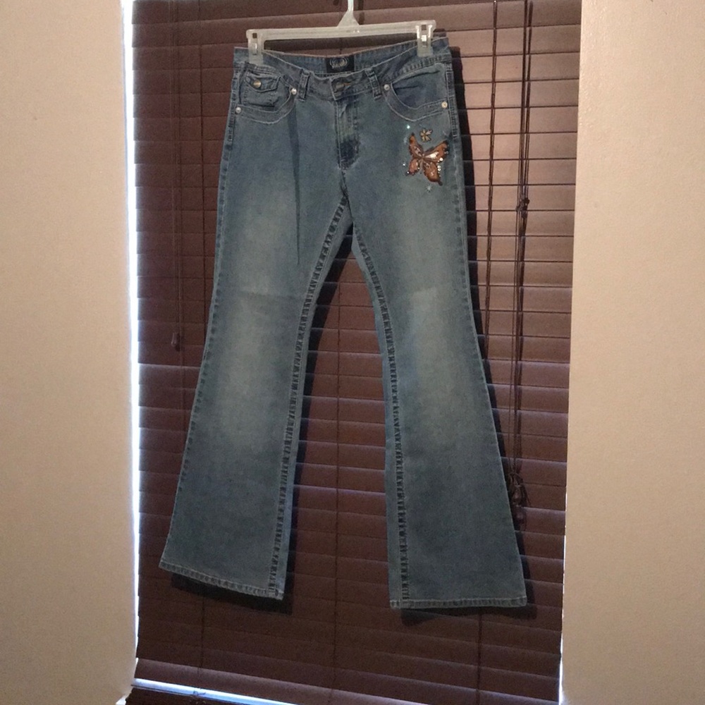 Super cute Angels brand kick boot flare jeans.
